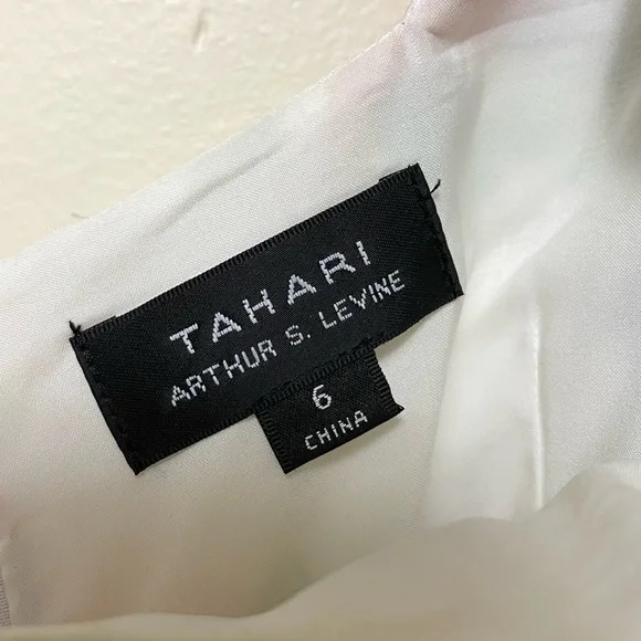 Tahari Women’s Floral Sleeveless Dress - Picture 3 of 3